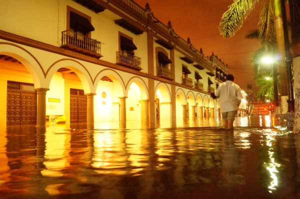 Portales del Palacio Municipal por la calle Zamora. Foto: plumaslibres.com.mx